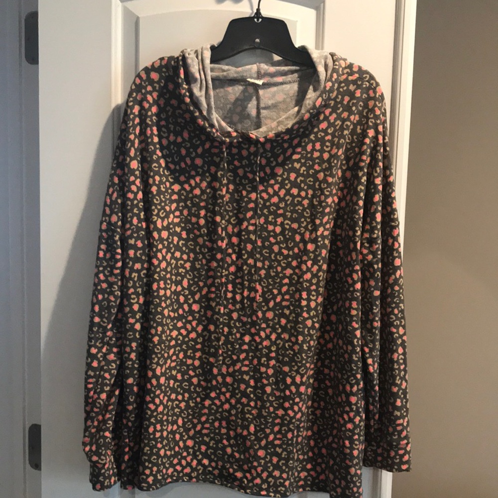 Sew in Love Size XL NWOT